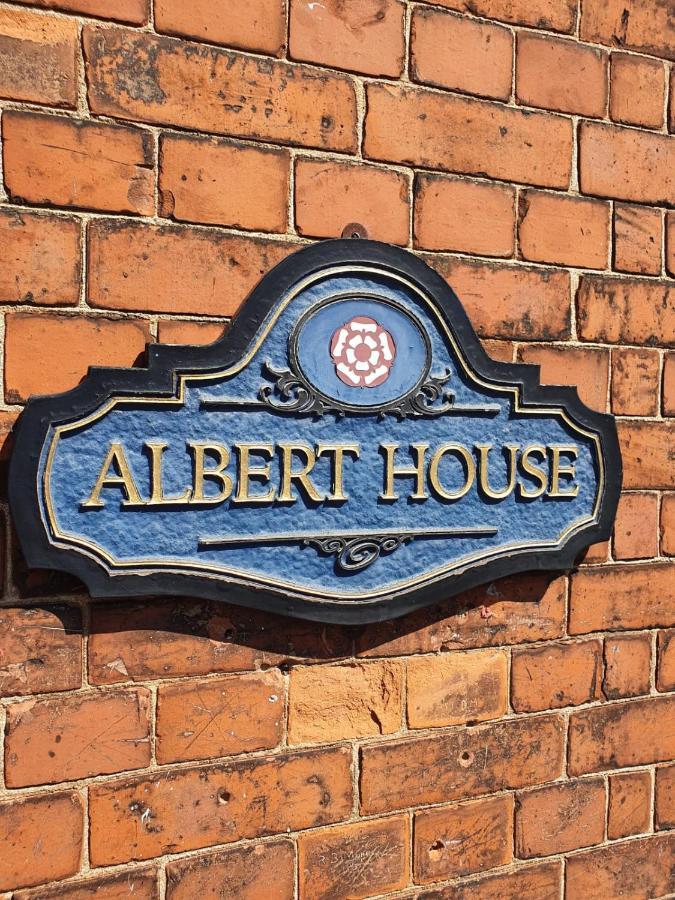 Albert House Brigg Exterior foto
